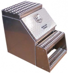 Saddle Box with Step, 25x28x12