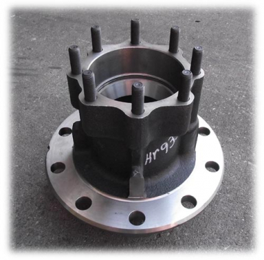 Outboard-Mount Truck Hub, Drive Axle, Use with 3600A Drum, Comes With Studs For Steel Wheels